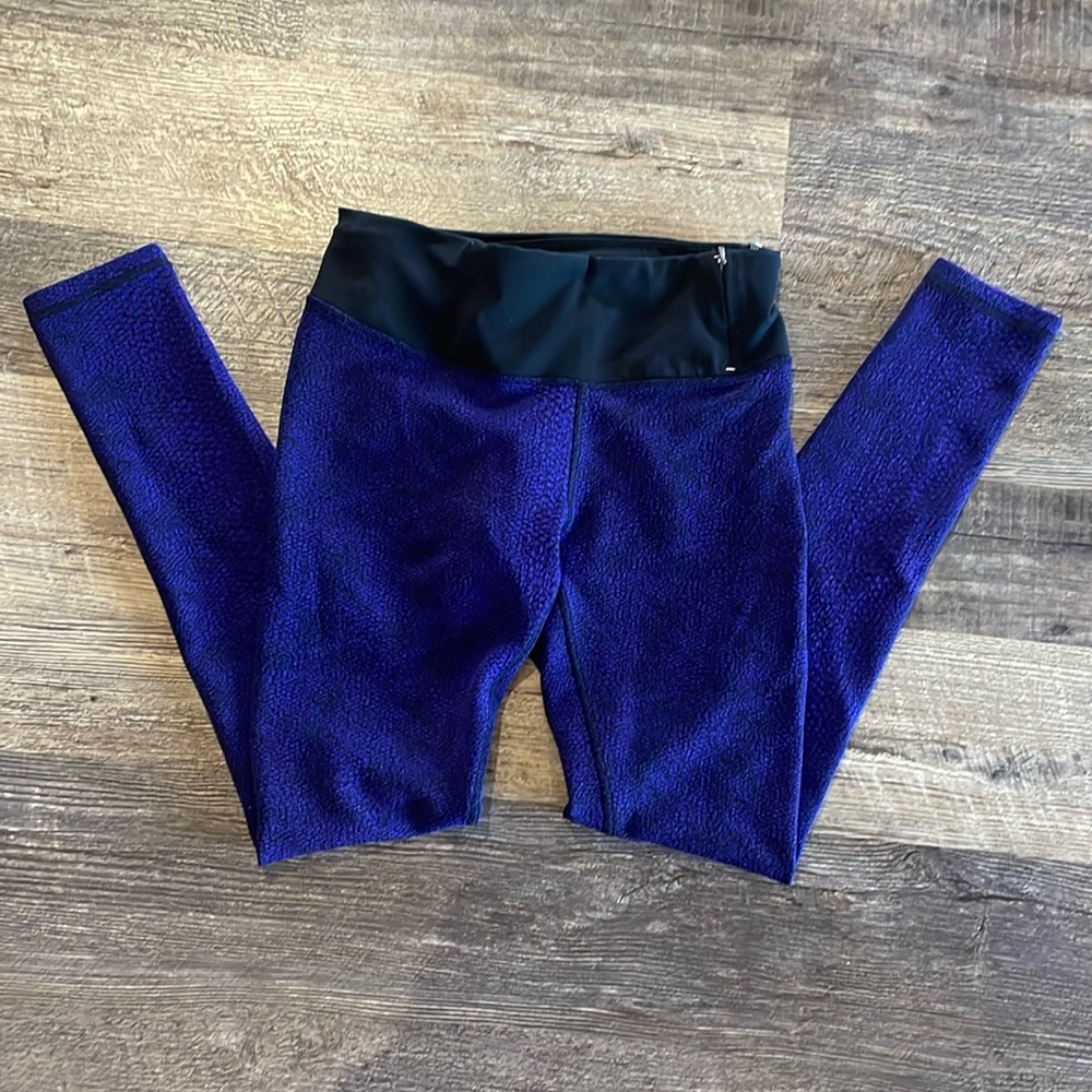 Calia leggings size small.